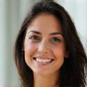 Portrait de Aïcha B., cliente satisfaite.